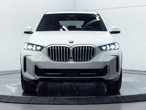 New 2026 BMW X5 xDrive50e w/ Executive Package image 7