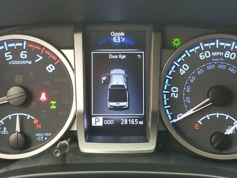 Used 2023 Toyota Tacoma SR5 w/ Technology Package AWD/4WD image 25