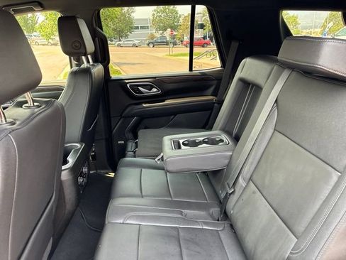 Used 2023 Chevrolet Tahoe LT w/ Luxury Package AWD/4WD image 16