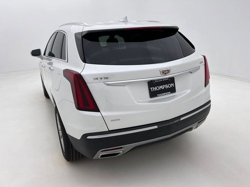 Used 2020 Cadillac XT5 Premium Luxury image 12