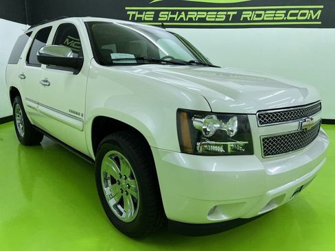 Used 2008 Chevrolet Tahoe LTZ w/ LTZ Preferred Equipment Group RWD image 2