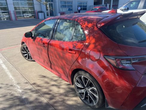 Used 2019 Toyota Corolla XSE image 3