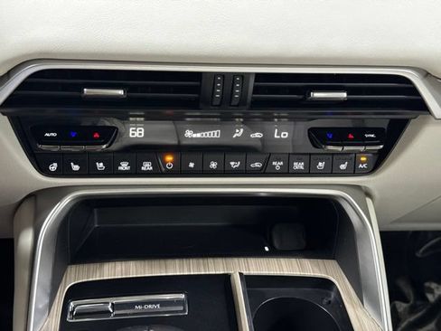 Used 2024 MAZDA CX-90 Plug-In Hybrid w/ Premium Plus AWD/4WD image 22