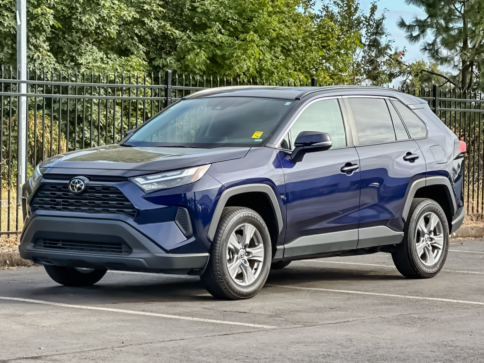 Used 2025 Toyota RAV4 XLE AWD/4WD image 7