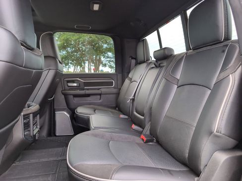 Used 2025 RAM 2500 Laramie AWD/4WD image 33