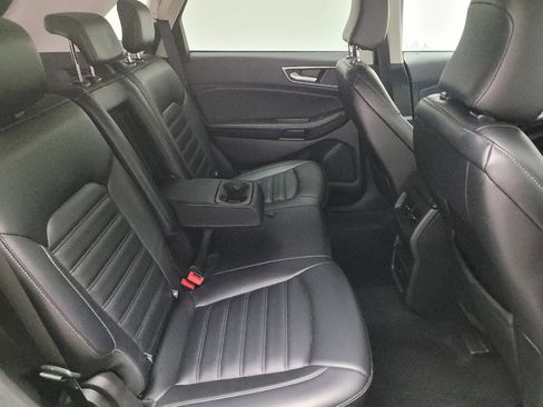 Used 2023 Ford Edge SEL image 19