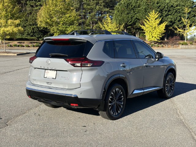 Certified 2025 Nissan Rogue Platinum AWD/4WD image 9