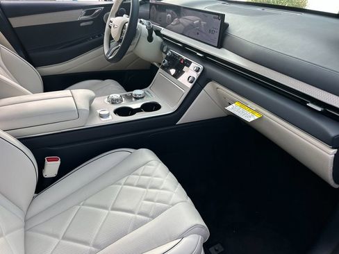 New 2026 Genesis GV80 3.5T Prestige image 17