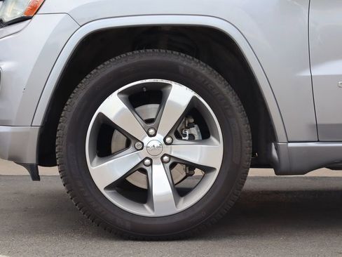 Used 2014 Jeep Grand Cherokee Overland AWD/4WD image 24