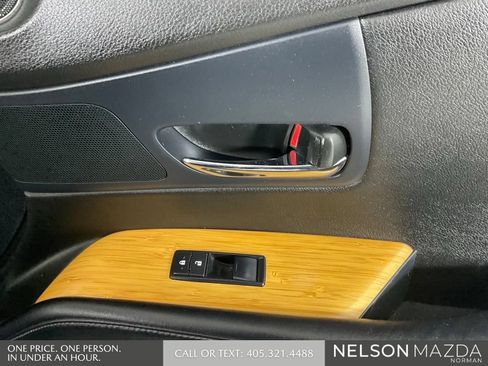 Used 2015 Lexus RX 450h AWD image 17