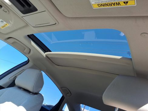 Certified 2023 Honda Accord EX image 5