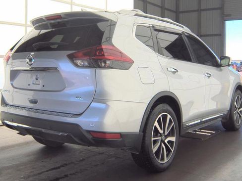Used 2020 Nissan Rogue SL w/ Premium Package FWD image 8