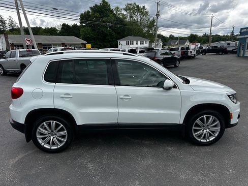 Used 2016 Volkswagen Tiguan SE AWD/4WD image 6