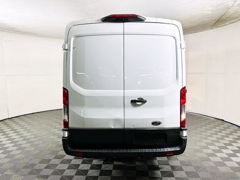 Used 2022 Ford Transit 150 Medium Roof image 4