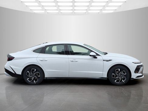 New 2025 Hyundai Sonata SEL image 5