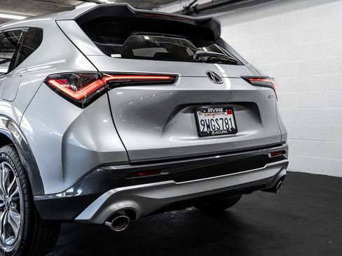 Certified 2025 Acura ADX FWD image 15