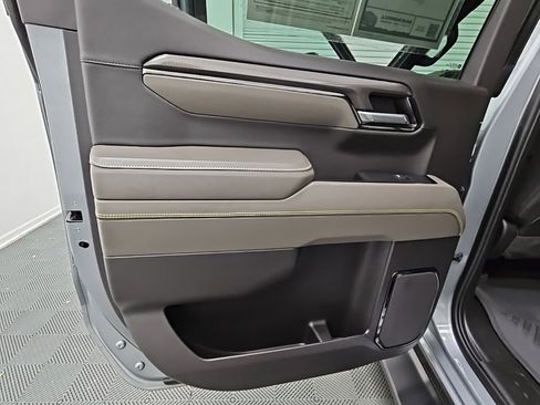 Certified 2024 Chevrolet Silverado 1500 ZR2 w/ ZR2 Bison Edition image 36