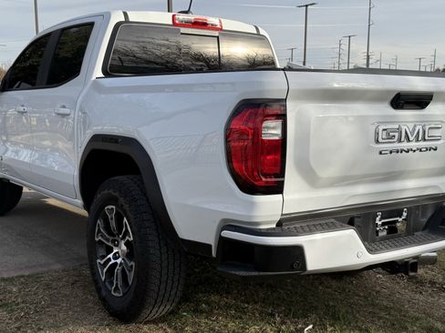Used 2025 GMC Canyon AT4 w/ AT4 Premium Package image 3