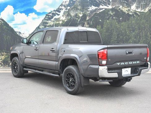 Certified 2021 Toyota Tacoma SR5 RWD image 9