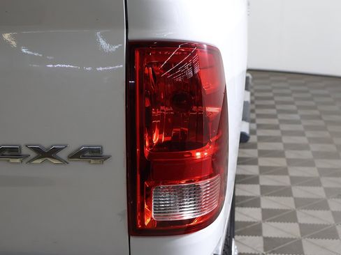 Used 2018 RAM 2500 Tradesman image 13