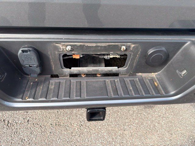 Used 2021 Chevrolet Colorado Z71 w/ Safety Package AWD/4WD image 26