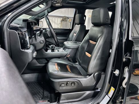 Used 2022 GMC Sierra 1500 AT4 w/ AT4 Preferred Package AWD/4WD image 15