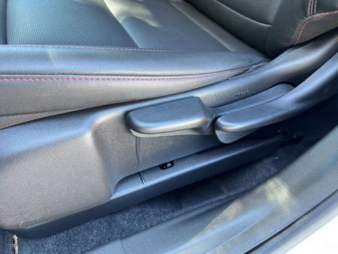 Certified 2025 Chevrolet Trax RS w/ Driver Confidence Package image 14