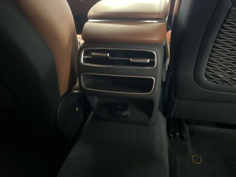 New 2026 Genesis GV70 2.5T Advanced image 27