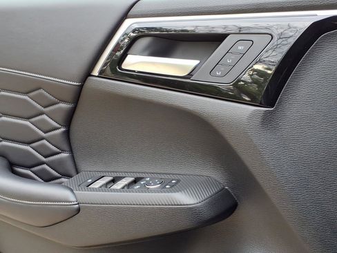 New 2026 Mitsubishi Outlander SEL FWD image 22