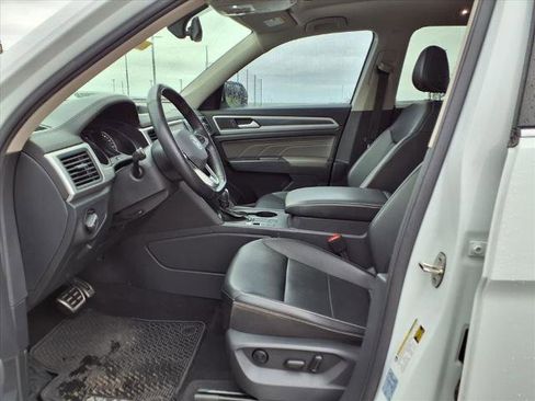 Used 2021 Volkswagen Atlas SE w/ Panoramic Sunroof Package image 19