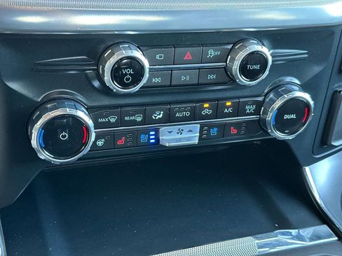 Certified 2025 Ford F150 Lariat AWD/4WD image 19
