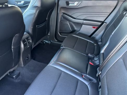 Certified 2025 Ford Escape ST-Line FWD image 4