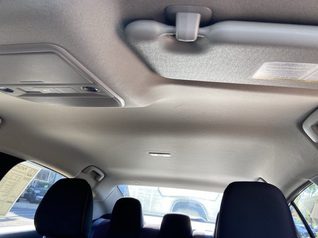 Used 2026 Nissan Sentra SR w/ Floor Mat Package FWD image 30