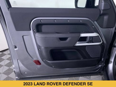 Used 2023 Land Rover Defender 90 SE AWD/4WD image 13