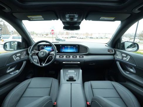 Certified 2025 Mercedes-Benz GLE 350 4MATIC image 18