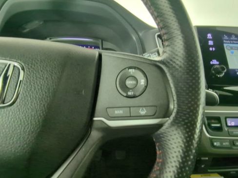 Used 2022 Honda Passport TrailSport image 27