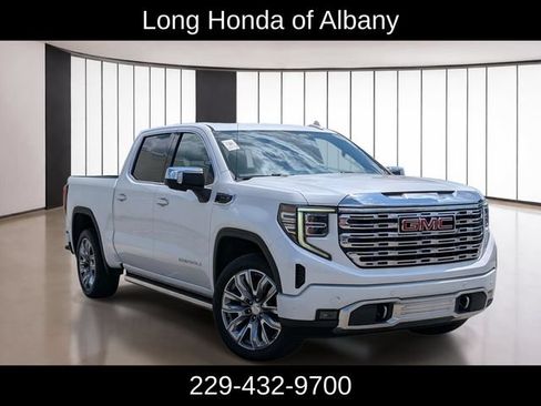 Used 2023 GMC Sierra 1500 Denali w/ Denali Reserve Package AWD/4WD image 5