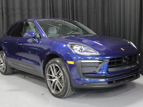 New 2026 Porsche Macan image 9
