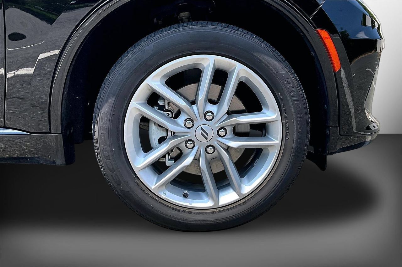 Certified 2025 Dodge Durango GT AWD/4WD image 34