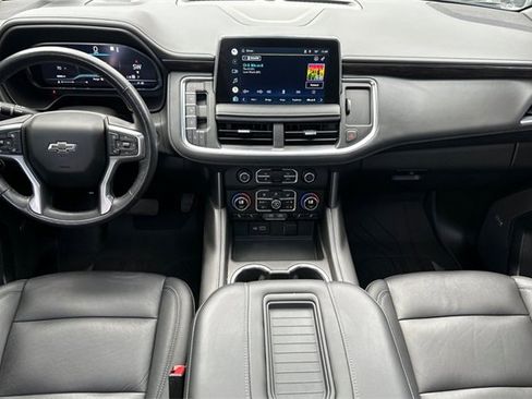 Used 2022 Chevrolet Tahoe Z71 w/ Z71 Off-Road Package image 15