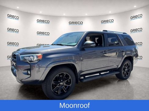 Used 2021 Toyota 4Runner SR5 Premium w/ Moonroof Package RWD image 3