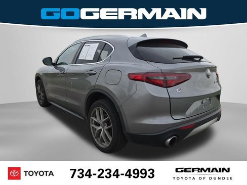 Used 2018 Alfa Romeo Stelvio Ti AWD/4WD image 10