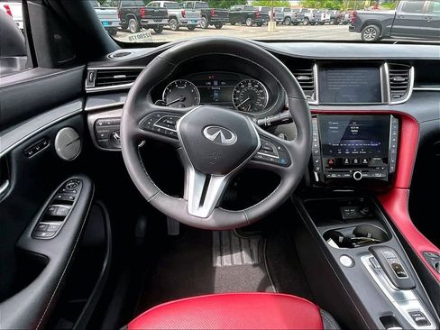 Used 2024 INFINITI QX50 Sport AWD/4WD image 16