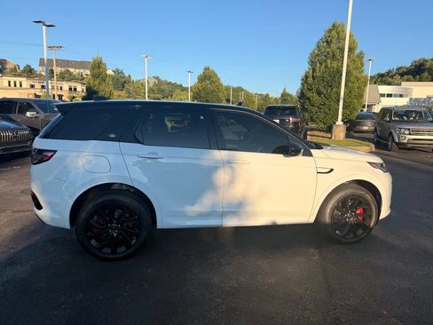 Certified 2023 Land Rover Discovery Sport SE R-Dynamic AWD/4WD image 6
