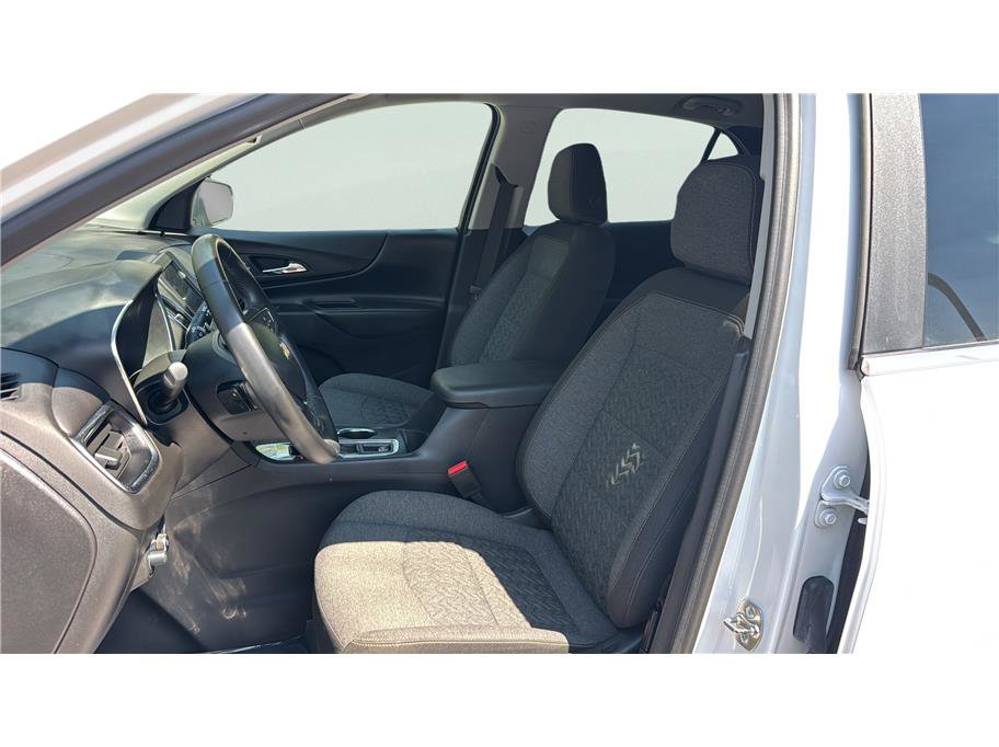 Used 2024 Chevrolet Equinox LT FWD image 11
