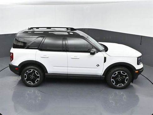 Used 2023 Ford Bronco Sport Outer Banks w/ Tech Package AWD/4WD image 45