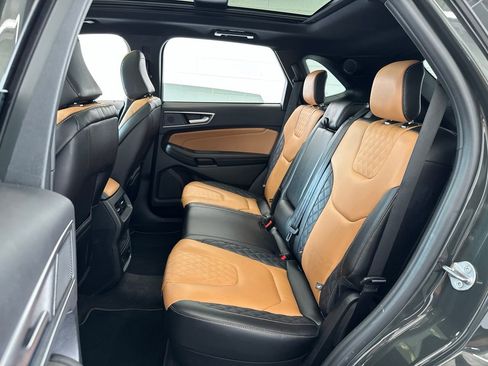 Used 2024 Ford Edge Titanium w/ Titanium Elite Package AWD/4WD image 38