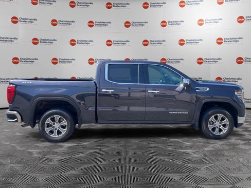 Used 2025 GMC Sierra 1500 SLT AWD/4WD image 6