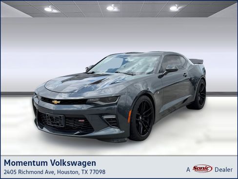 Used 2017 Chevrolet Camaro SS RWD image 1