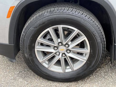 Certified 2023 Chevrolet Traverse LT image 8